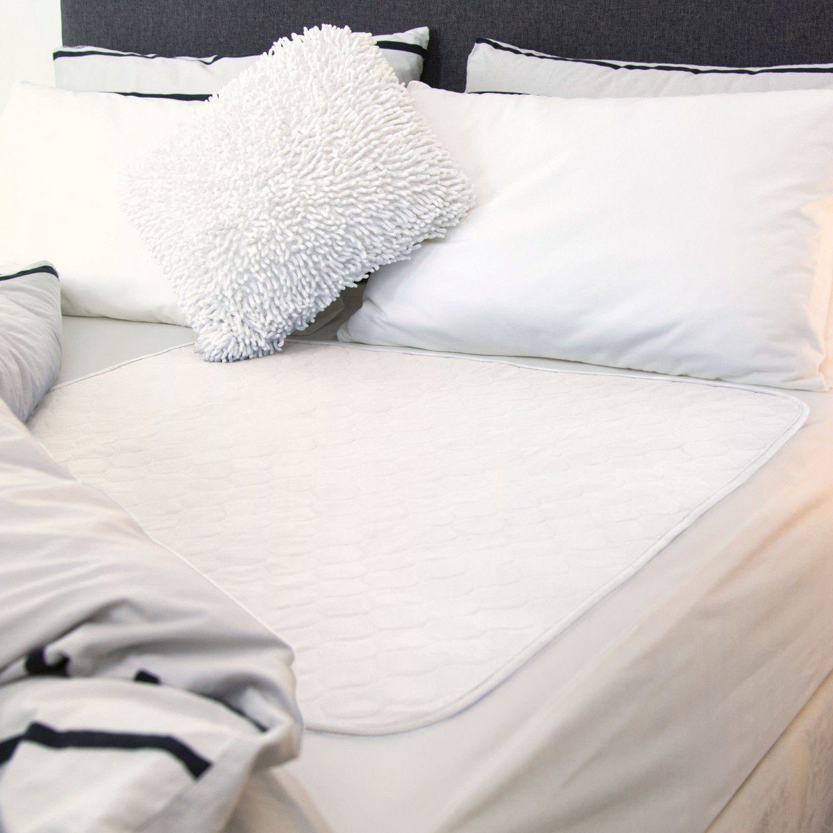 Conni Reusable Bed Pad