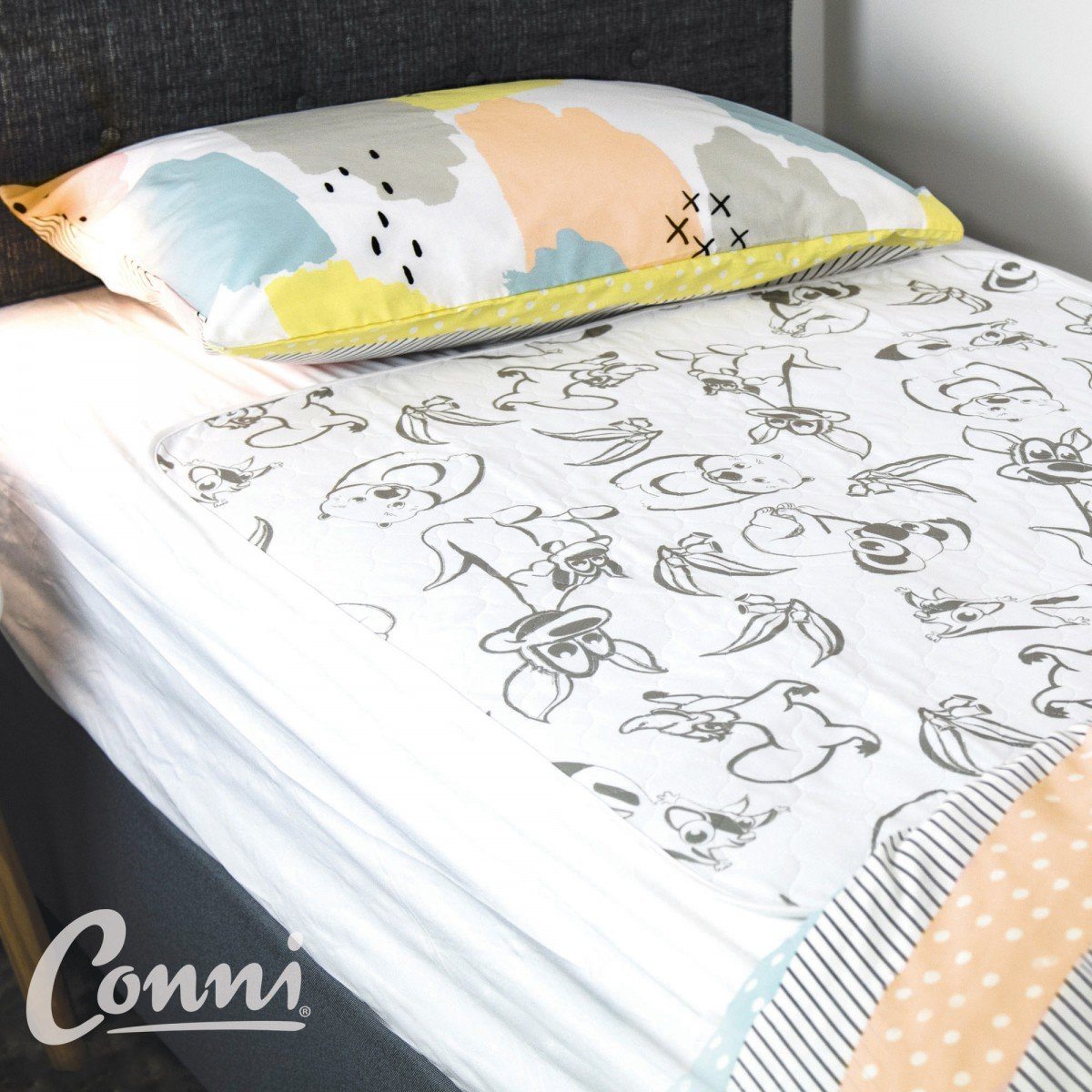 Conni Kids Reusable Bed Pad bed wetting animal prints incontinence